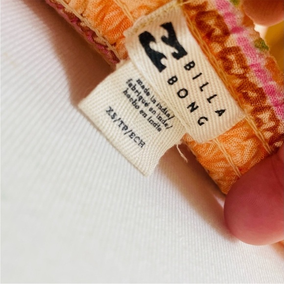 Billabong Peach and Cream Sundress NWT - Picture 13 of 13